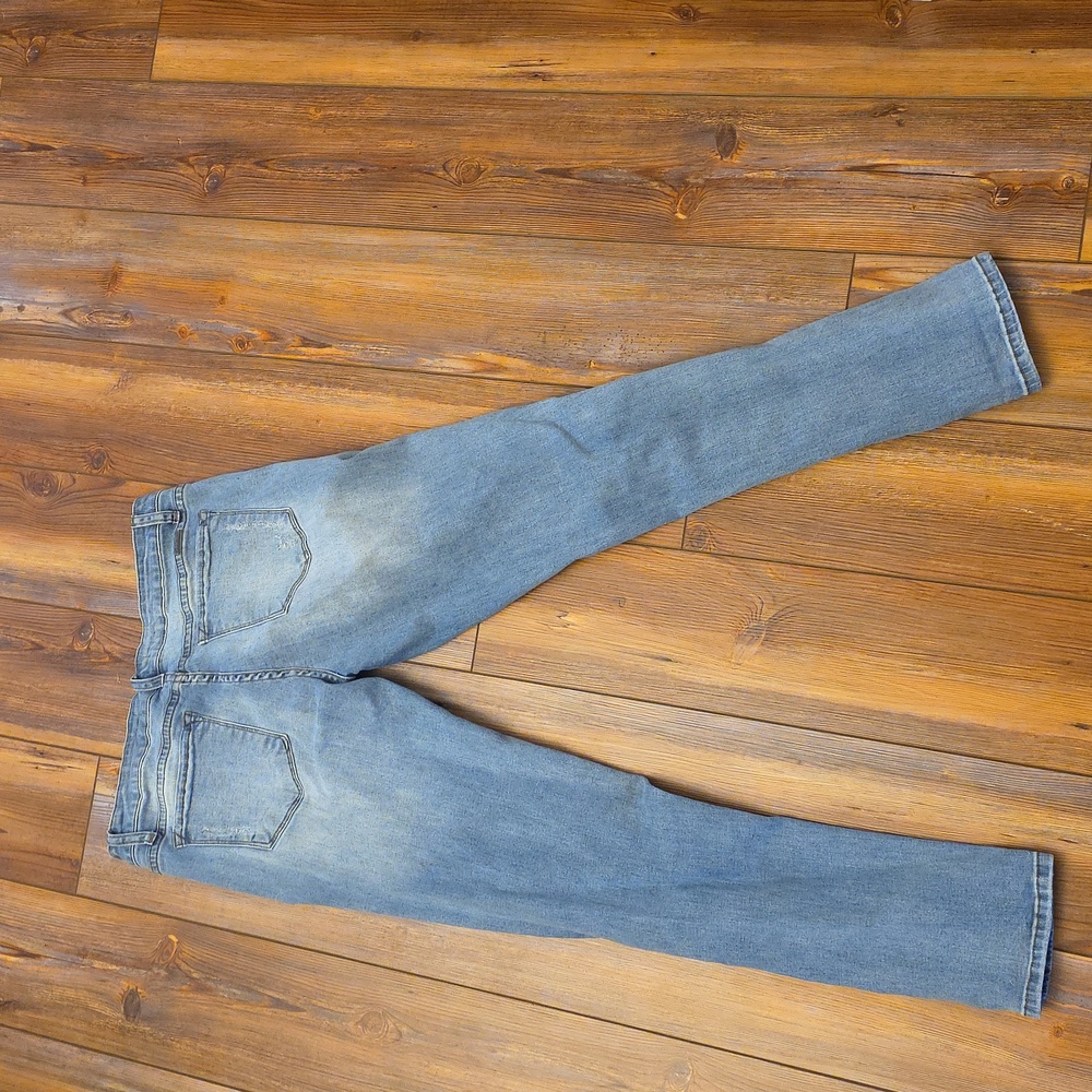 Distressed Blue Jeans - Picture 4 of 5
